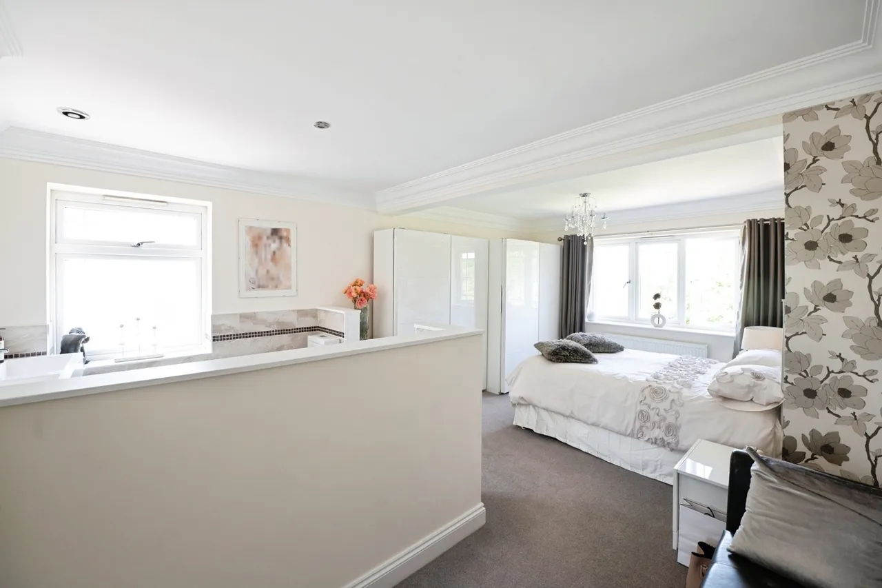 North Road, Romford, RM4, photo 19