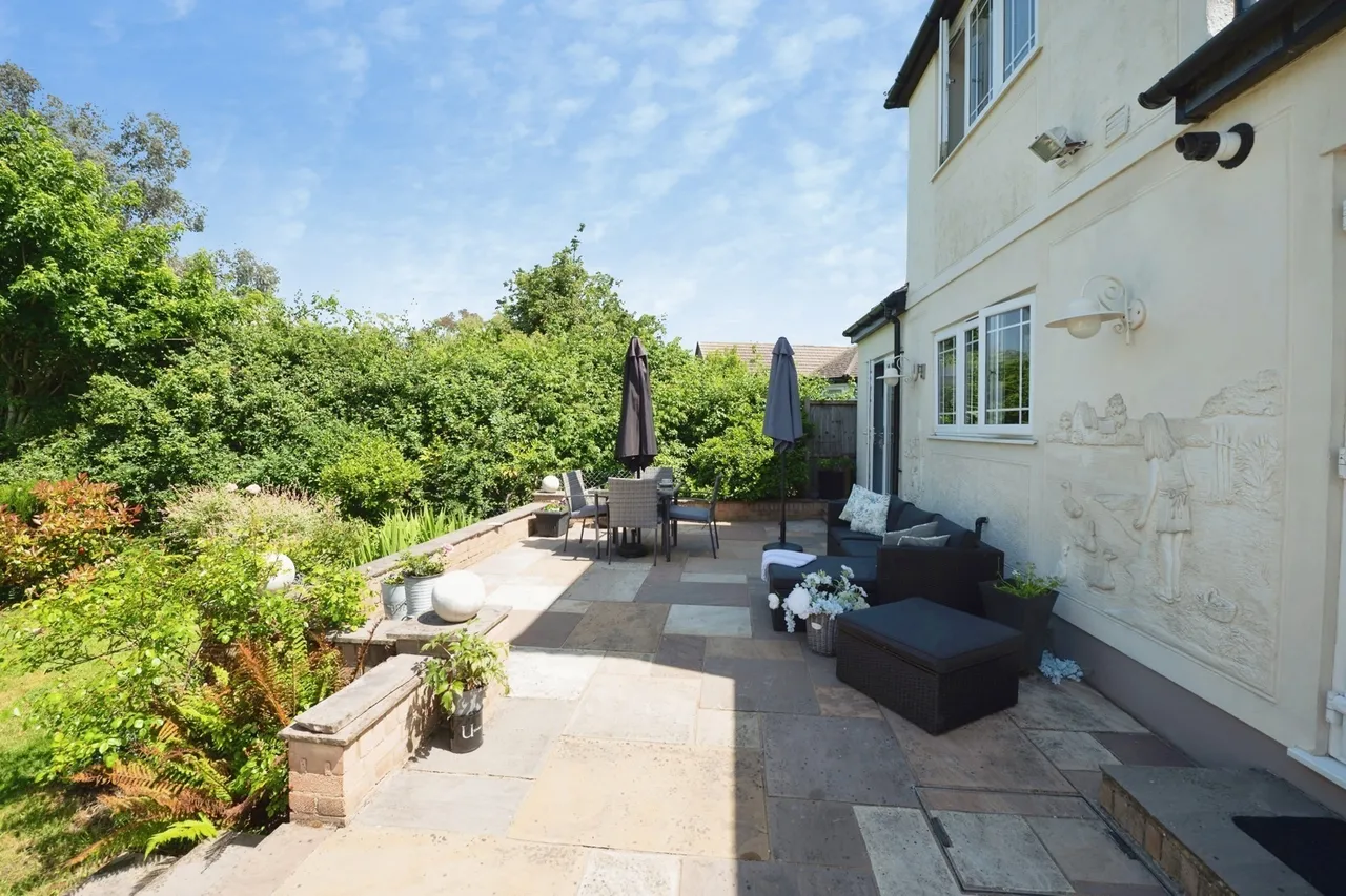 North Road, Romford, RM4, photo 26