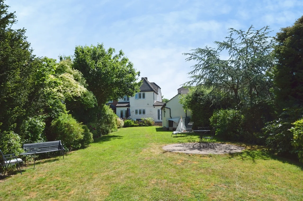 North Road, Romford, RM4, photo 30