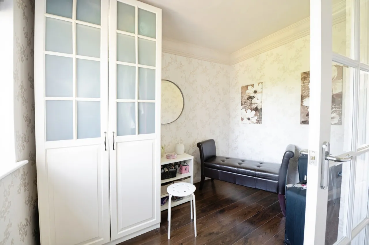 North Road, Romford, RM4, photo 24