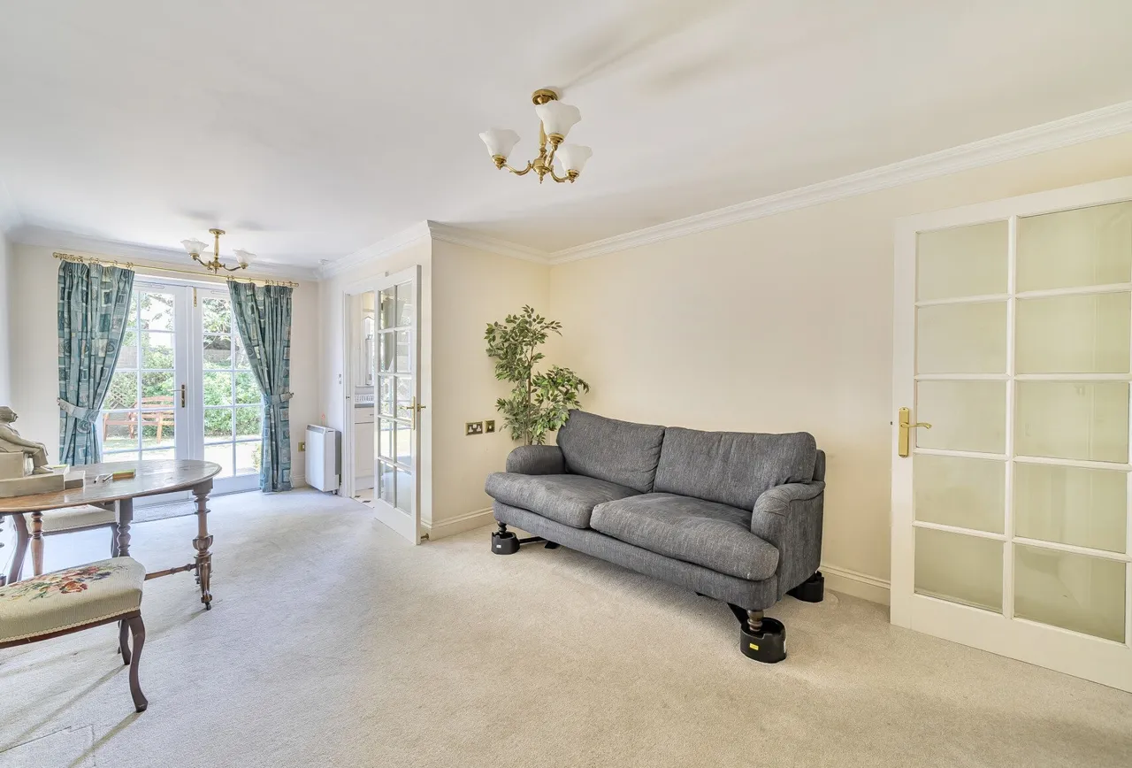 Commercial Street, Cheltenham, GL50 2AJ, photo 3