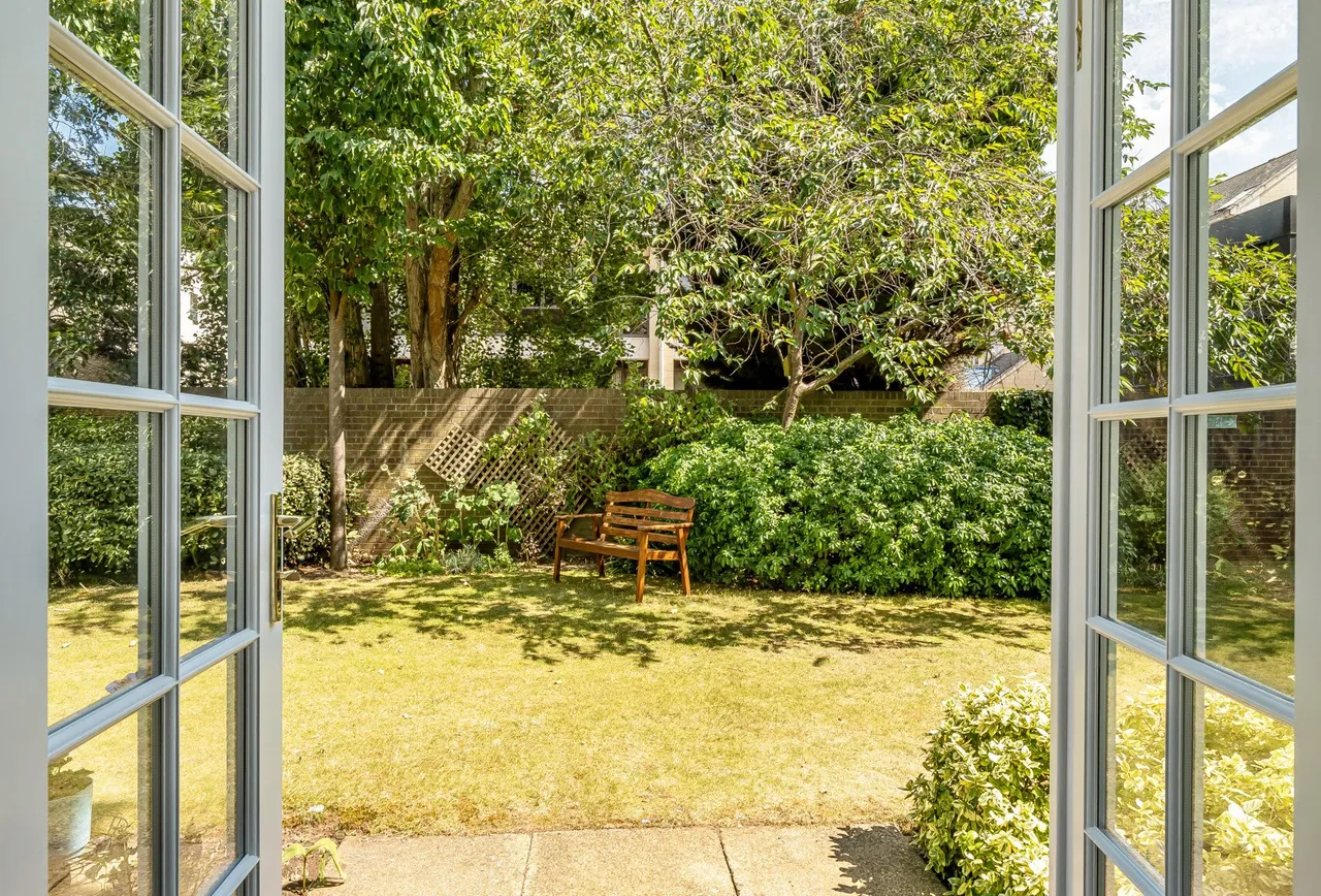 Commercial Street, Cheltenham, GL50 2AJ, photo 5