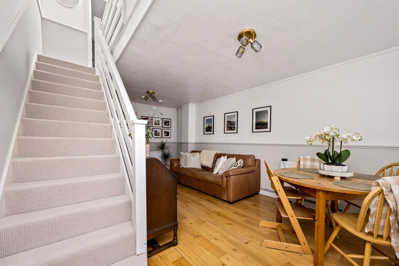 Yarrow Close, Horsham, RH12, photo 7