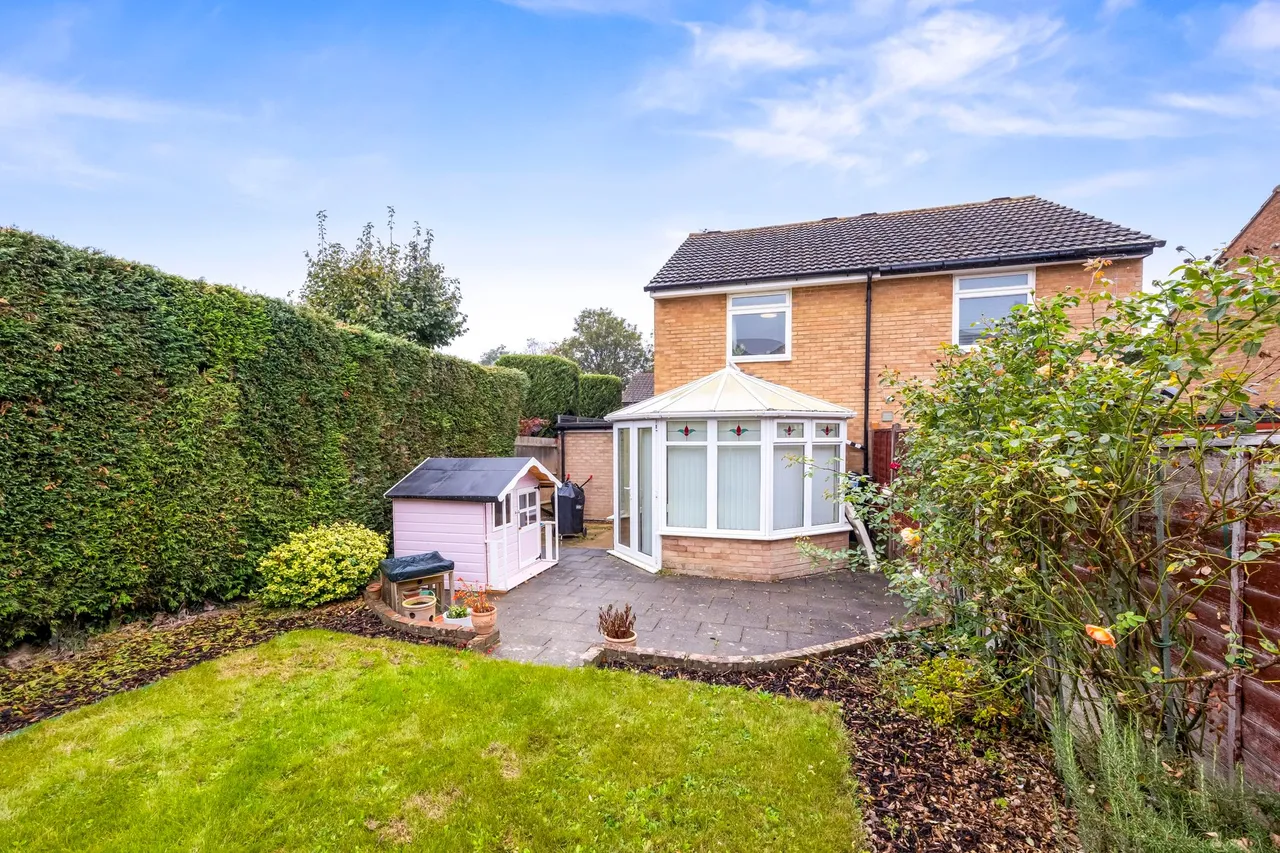 Yarrow Close, Horsham, RH12, photo 4