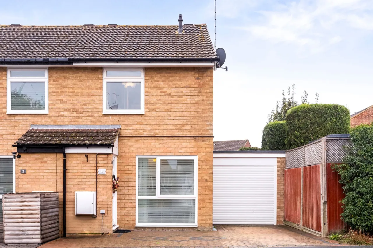 Yarrow Close, Horsham, RH12, photo 20
