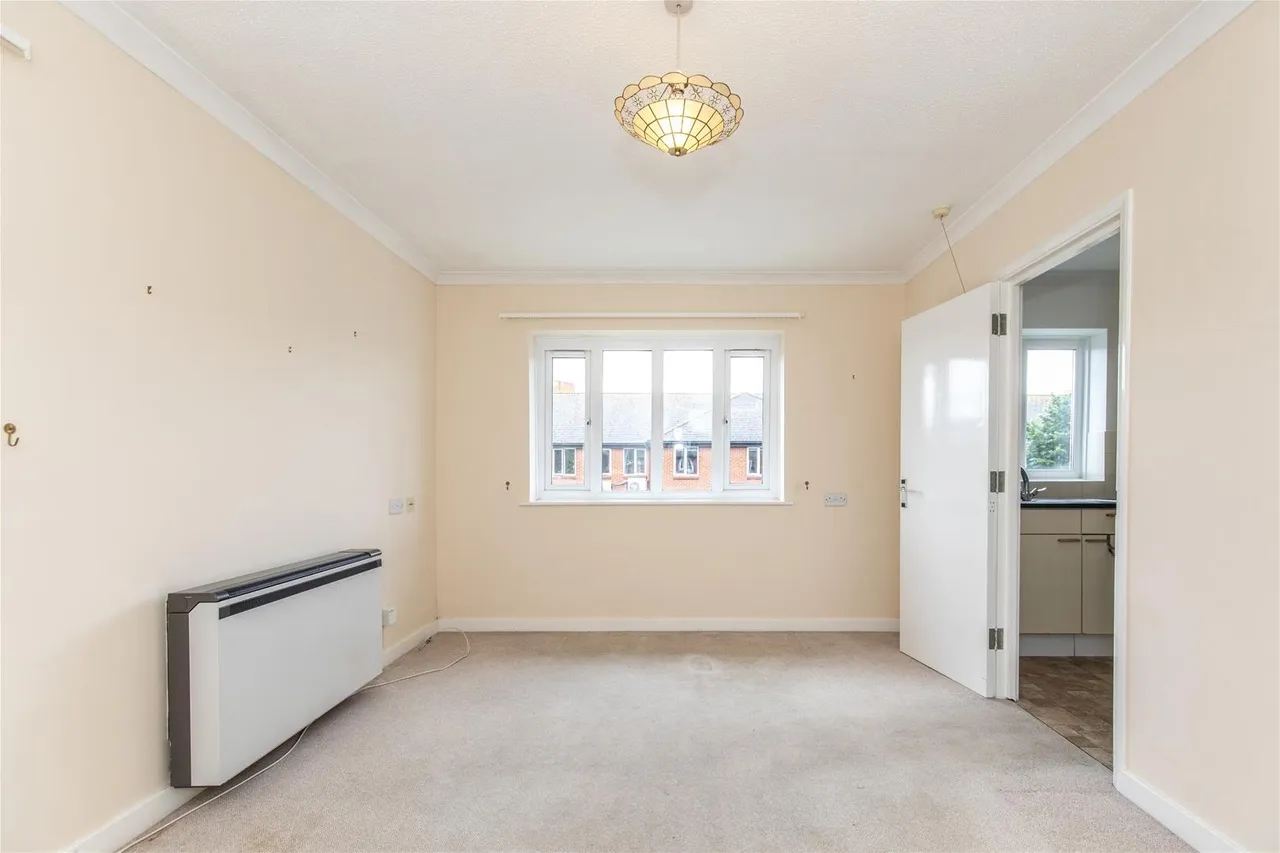 Carnegie Road, Worthing, photo 12