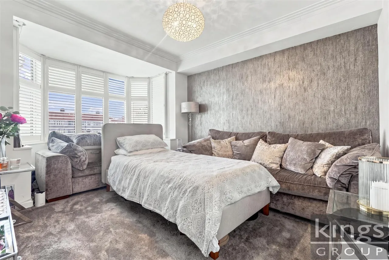 Great Cambridge Road, Enfield, photo 13