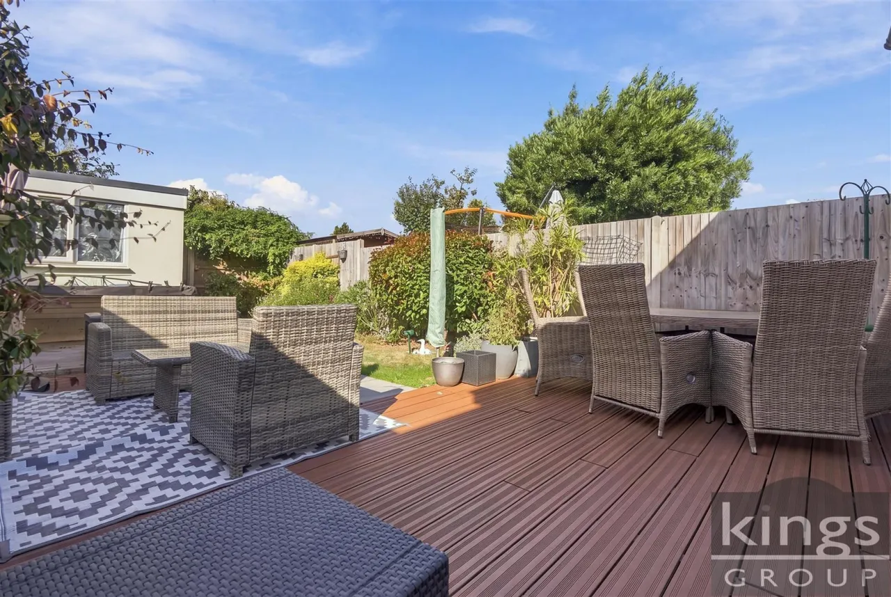 Great Cambridge Road, Enfield, photo 21