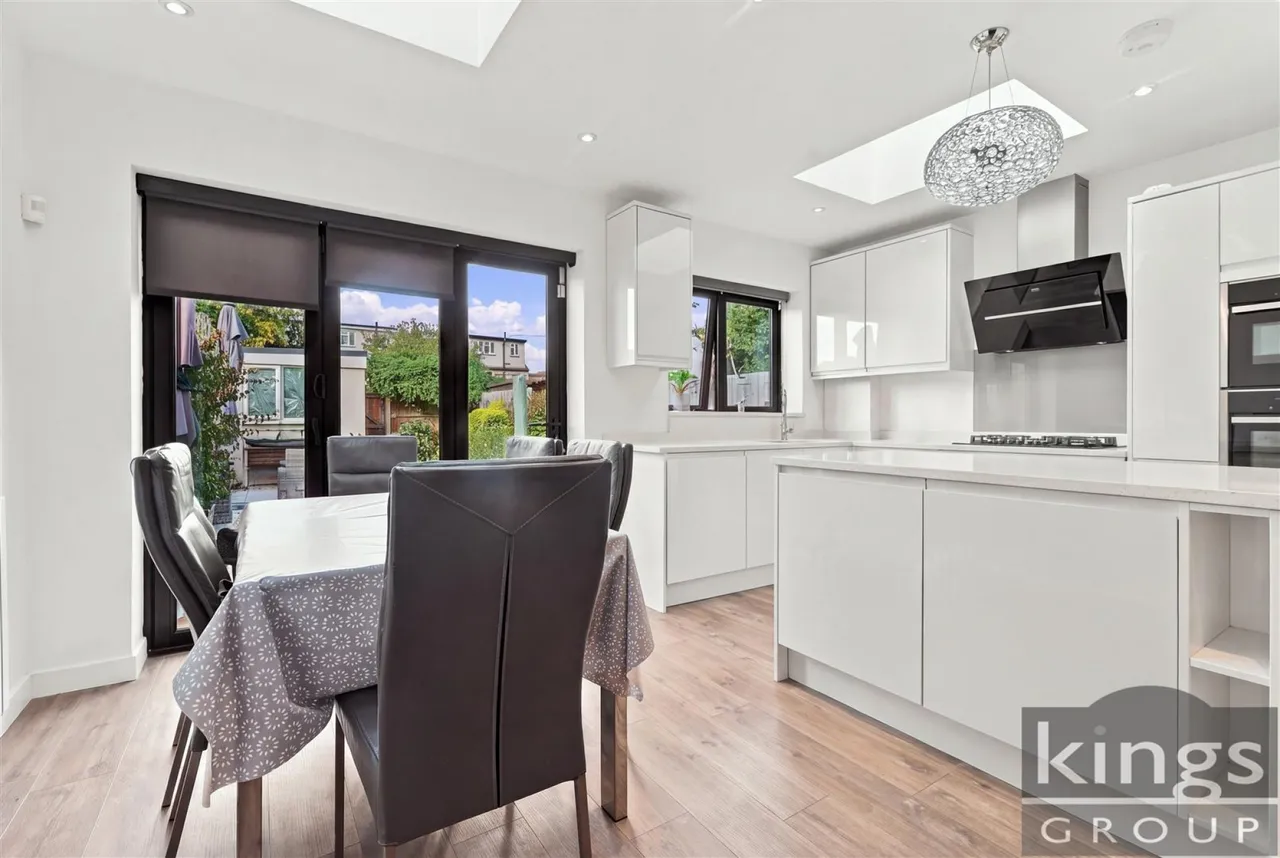Great Cambridge Road, Enfield, photo 7