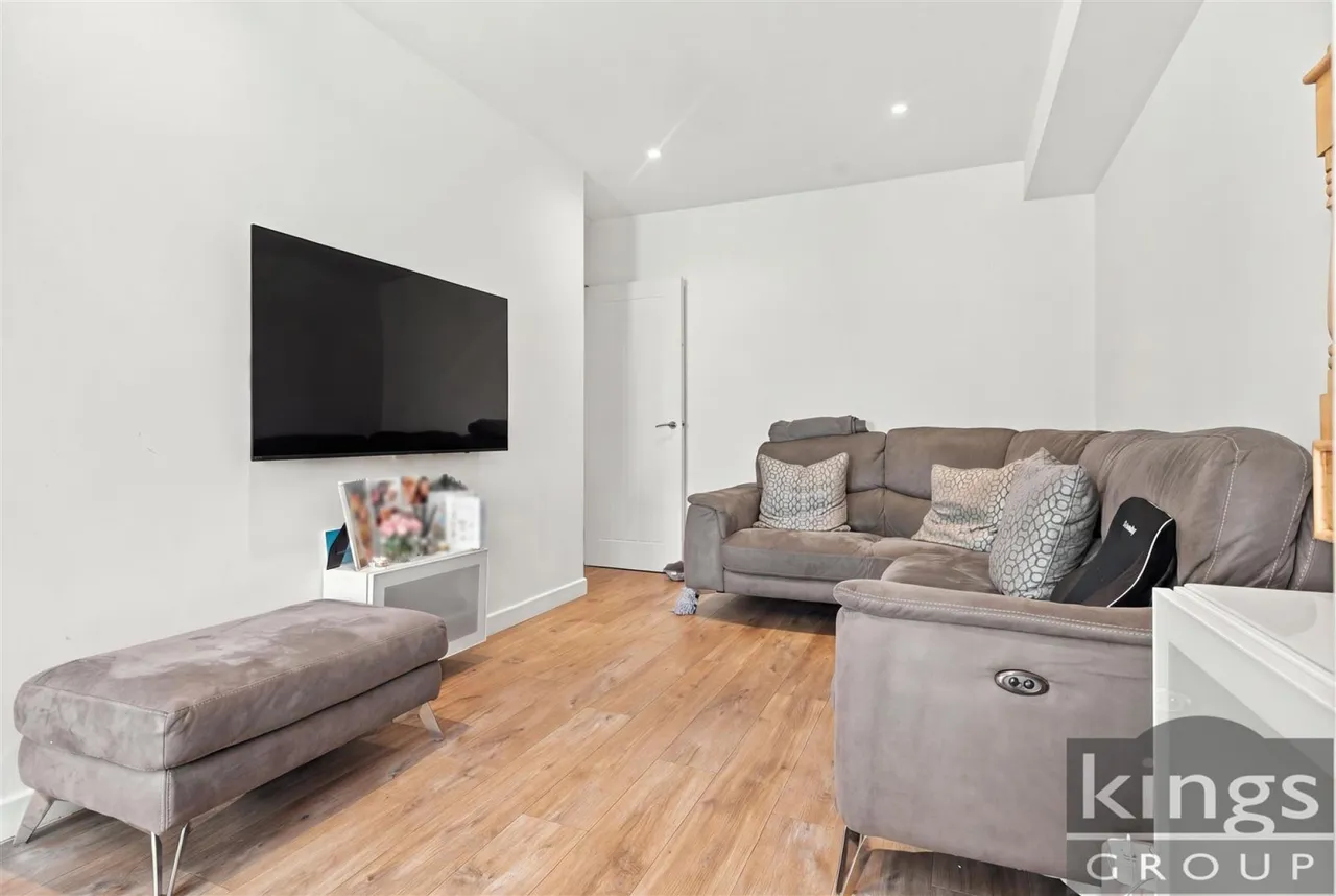 Great Cambridge Road, Enfield, photo 5