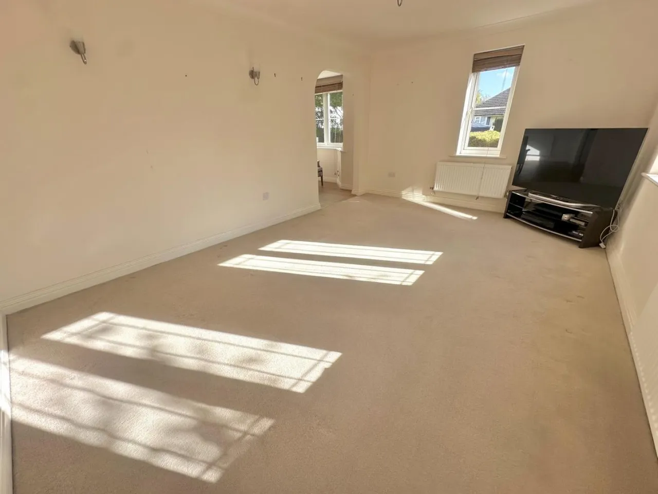 Wareham Court, BH15, photo 2