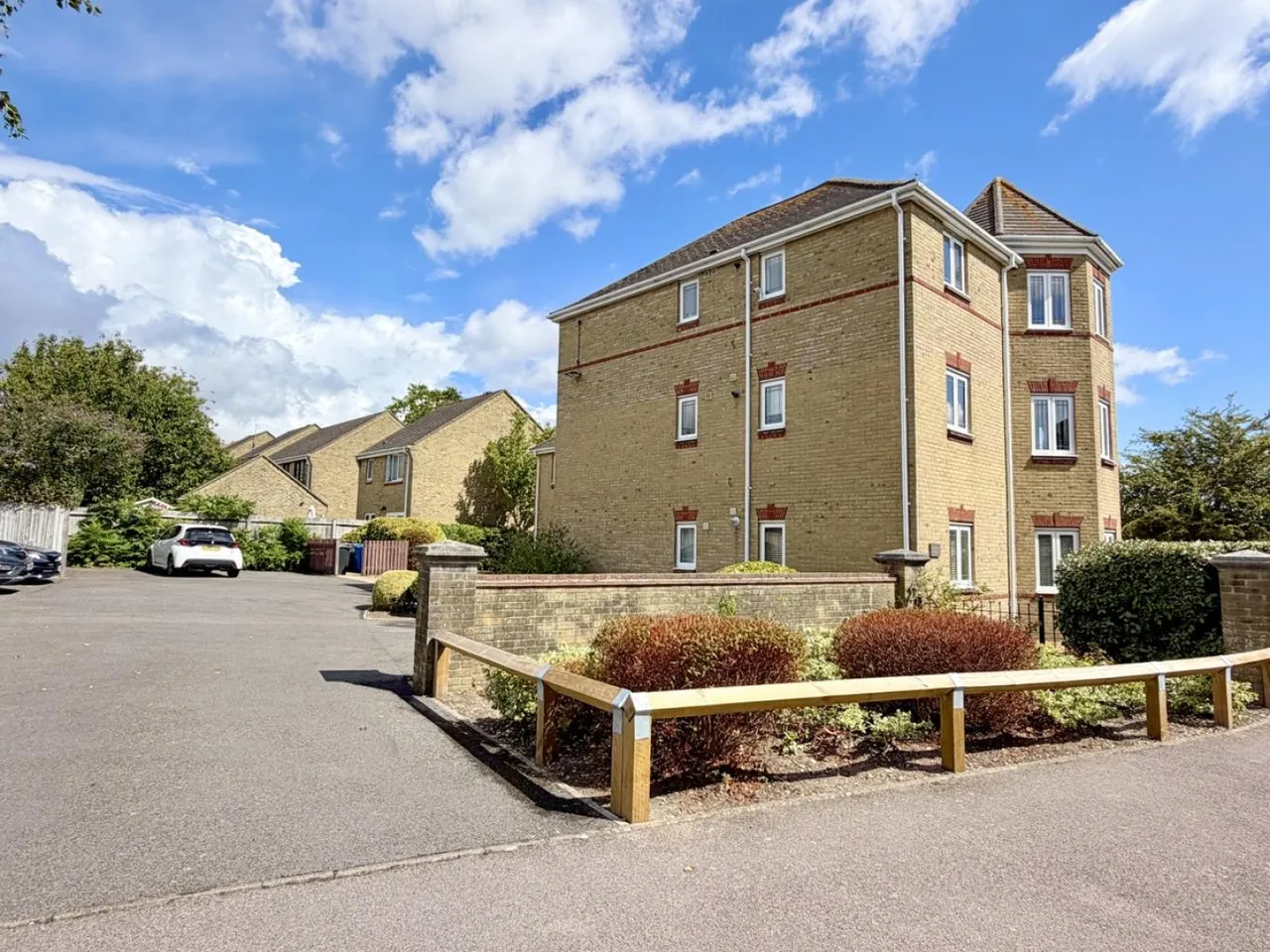 Wareham Court, BH15, photo 17