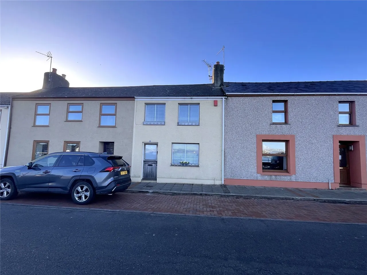 2 bed house for sale, Front Street, Pembroke Dock, SA72
