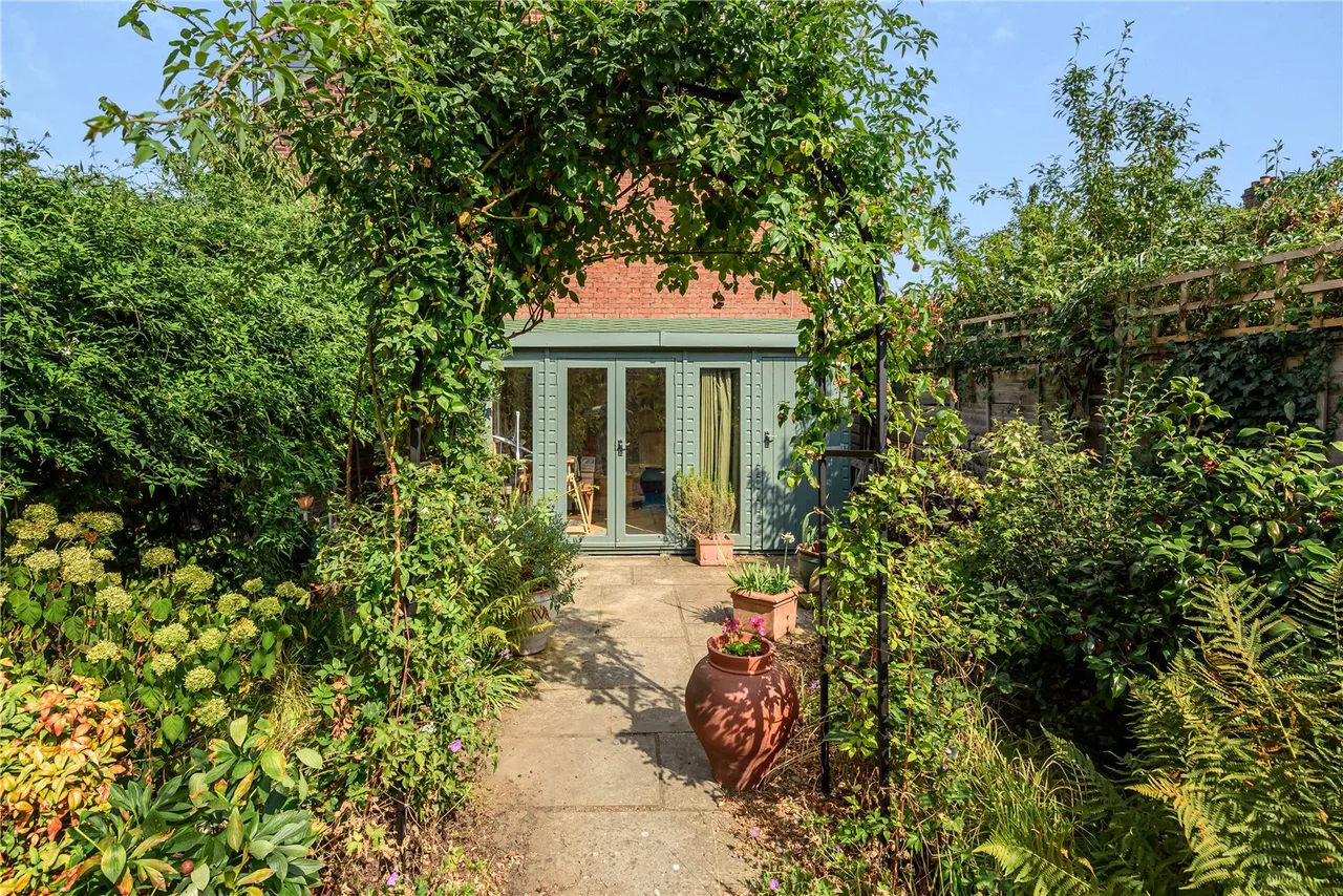 Heath Gardens, Twickenham, TW1 4LY, photo 13