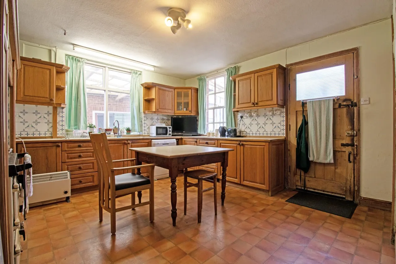 High Street, Scotter, DN21, photo 7