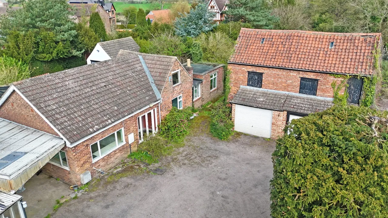High Street, Scotter, DN21, photo 32