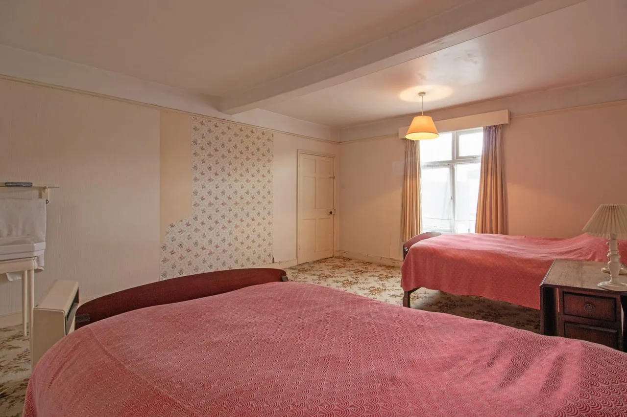 High Street, Scotter, DN21, photo 11