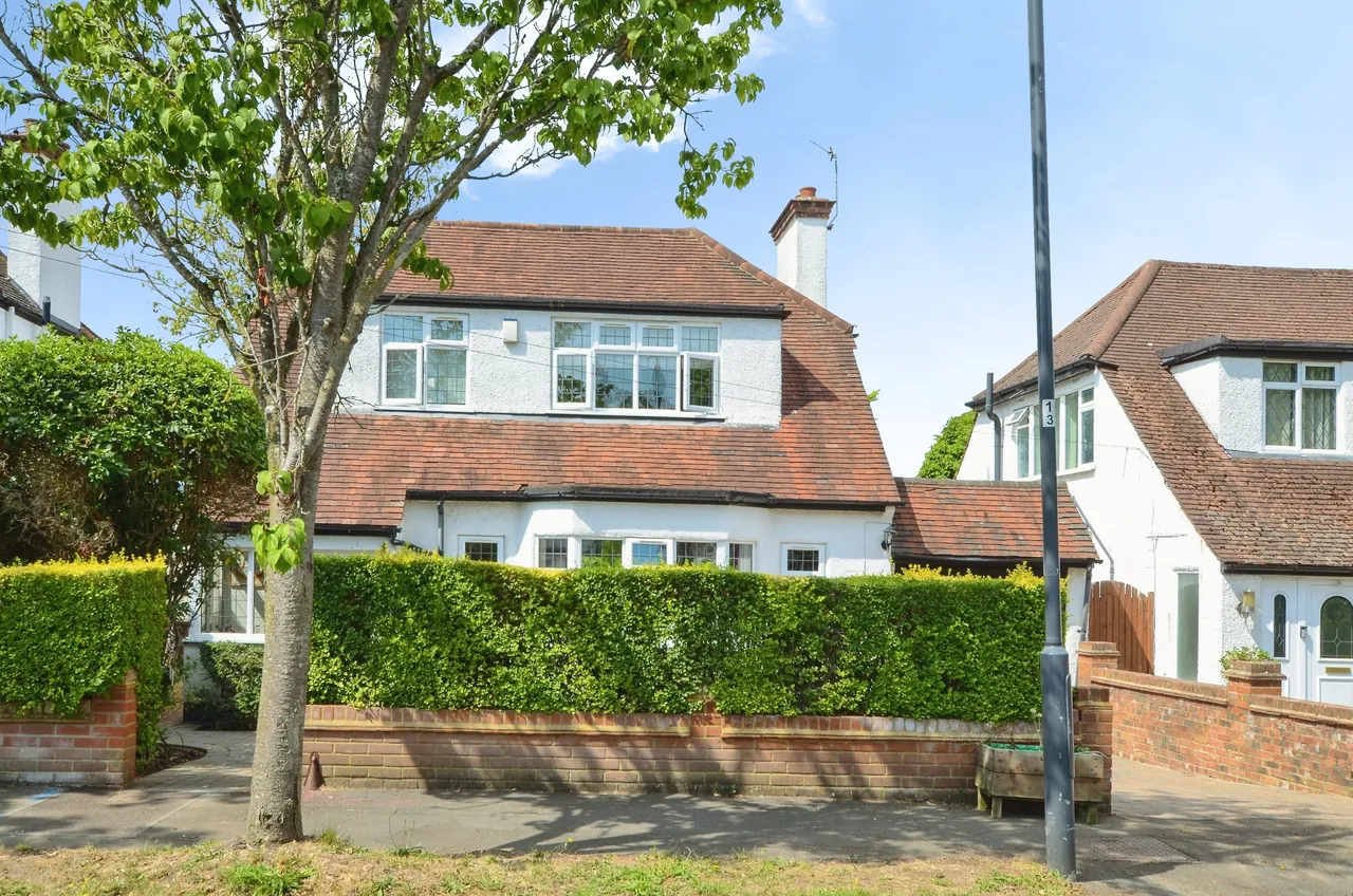 West Avenue, Pinner, HA5, photo 31
