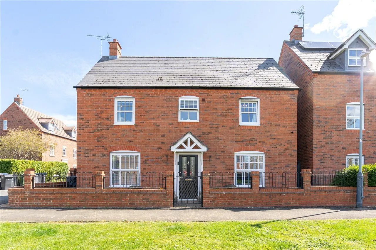 4 bed house for sale — The Fordway, Lower Quinton, Stratford-upon-Avon, Warwickshire, CV37