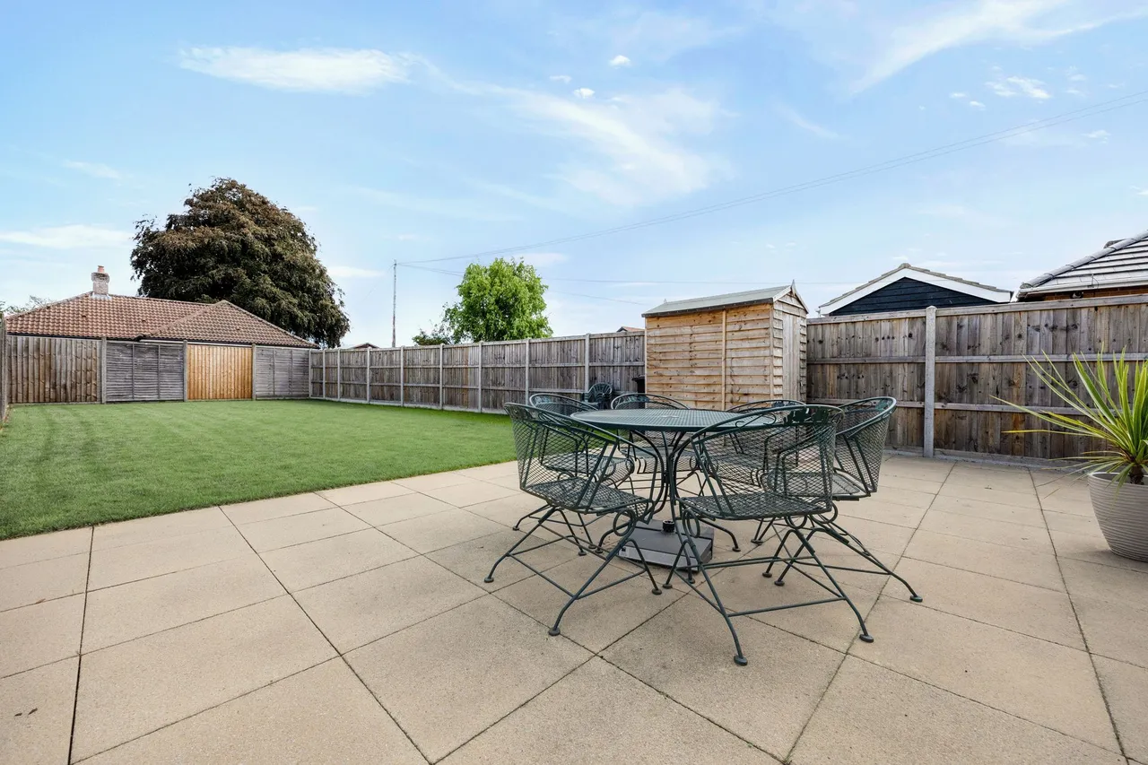 Modern Three Bedroom Cottage in Watton, photo 7