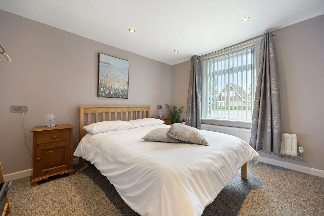 Modern Three Bedroom Cottage in Watton, photo 13