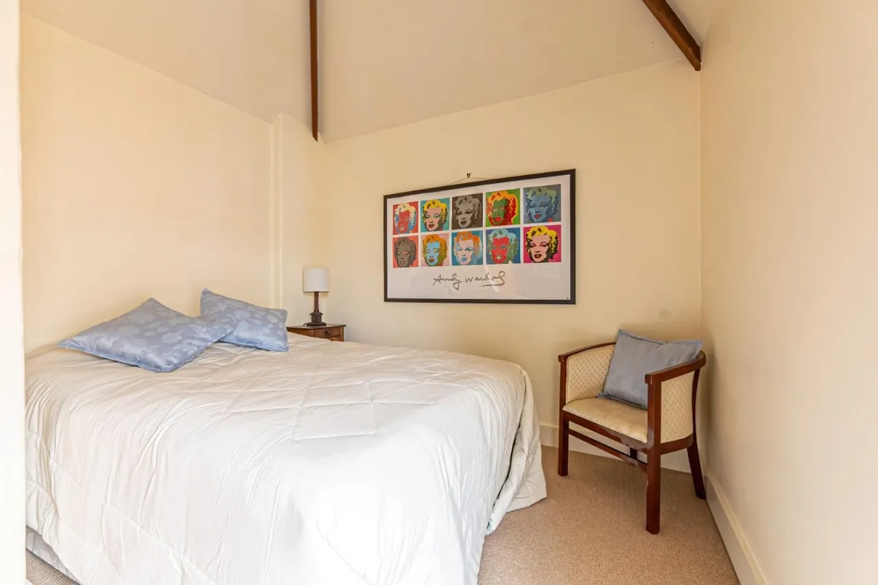 The Shire House, Rowden Farm Barns, LU7, photo 10