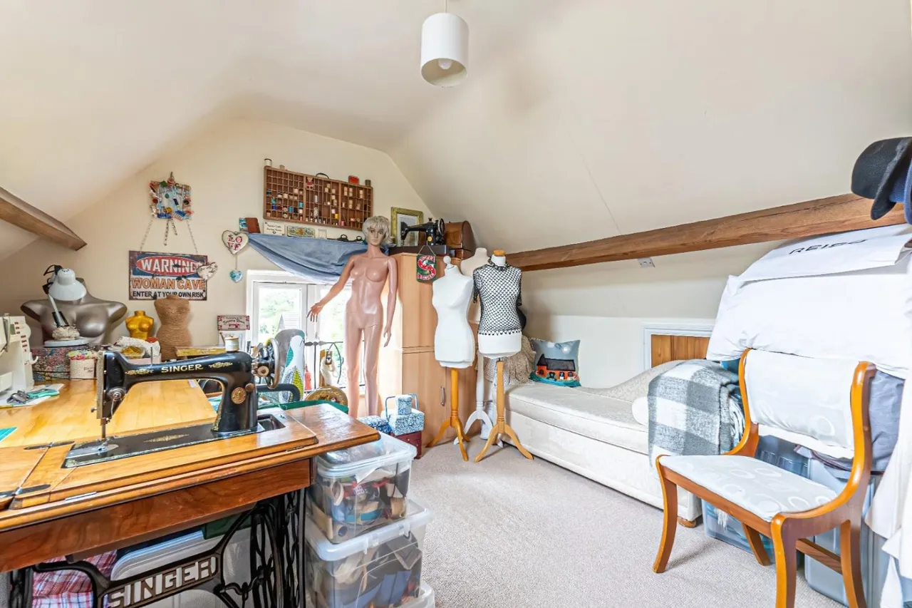 The Shire House, Rowden Farm Barns, LU7, photo 15
