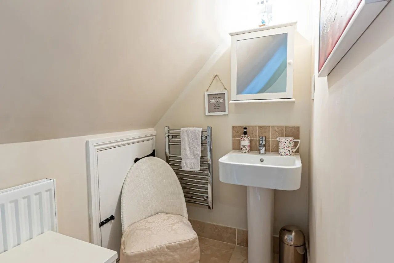 The Shire House, Rowden Farm Barns, LU7, photo 17