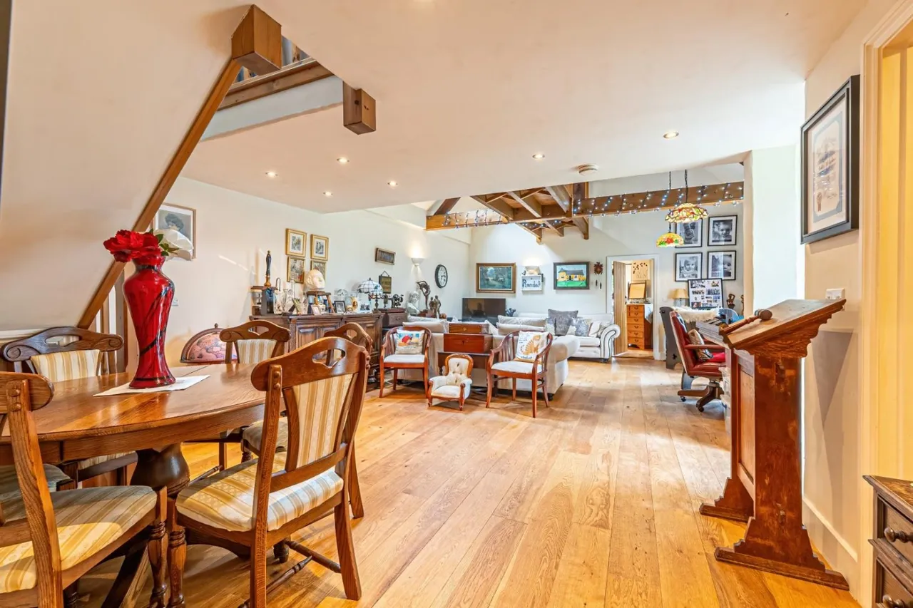 The Shire House, Rowden Farm Barns, LU7, photo 6