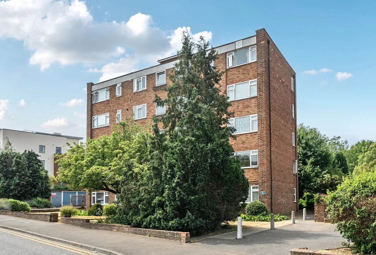 Embassy Court, Shotfield, SM6 0JB, photo 21