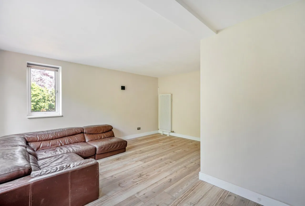 Embassy Court, Shotfield, SM6 0JB, photo 11