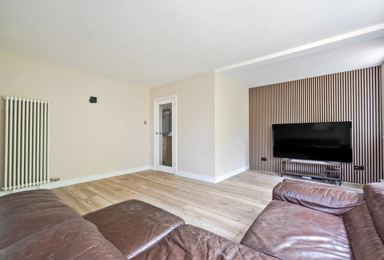 Embassy Court, Shotfield, SM6 0JB, photo 14