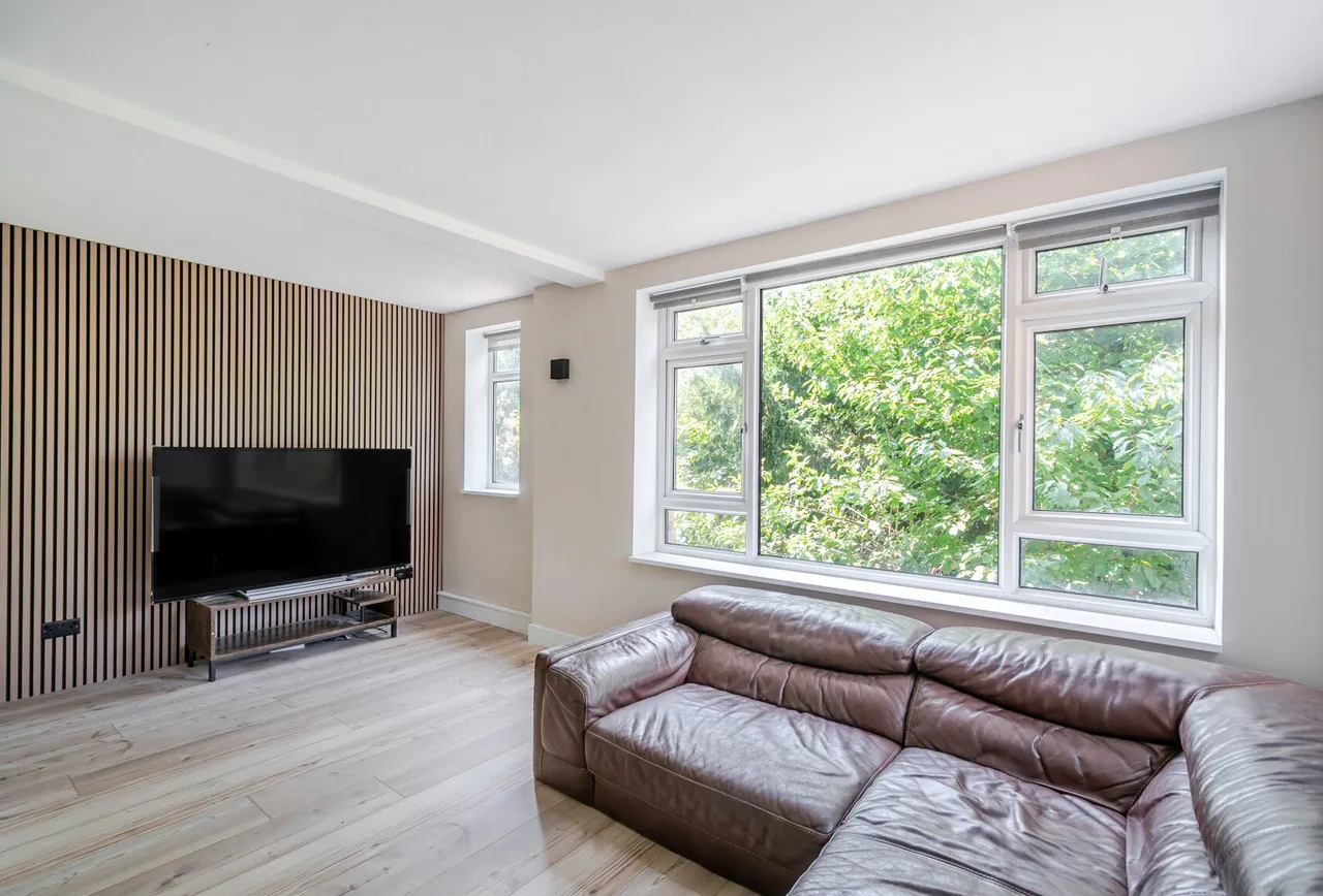 Embassy Court, Shotfield, SM6 0JB, photo 12