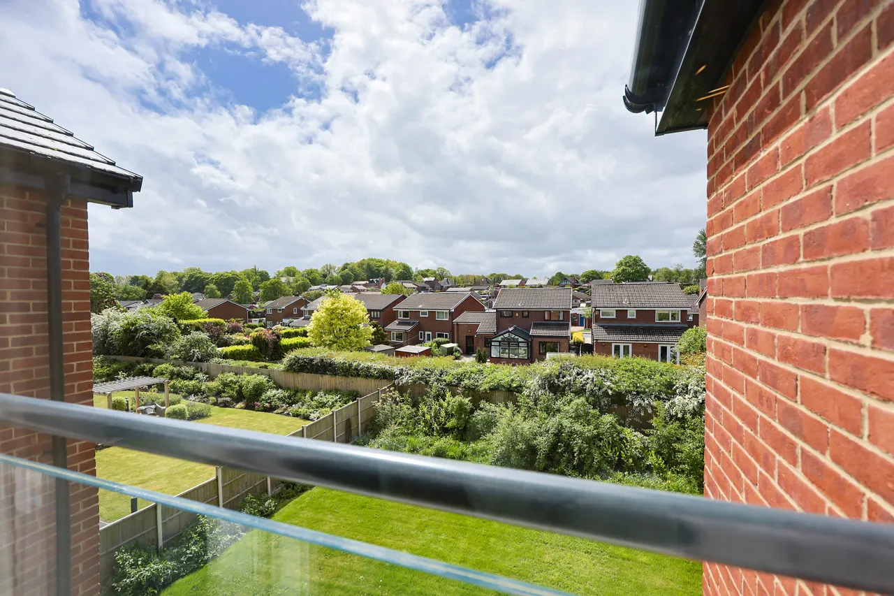Wellington Place, Standish, photo 12