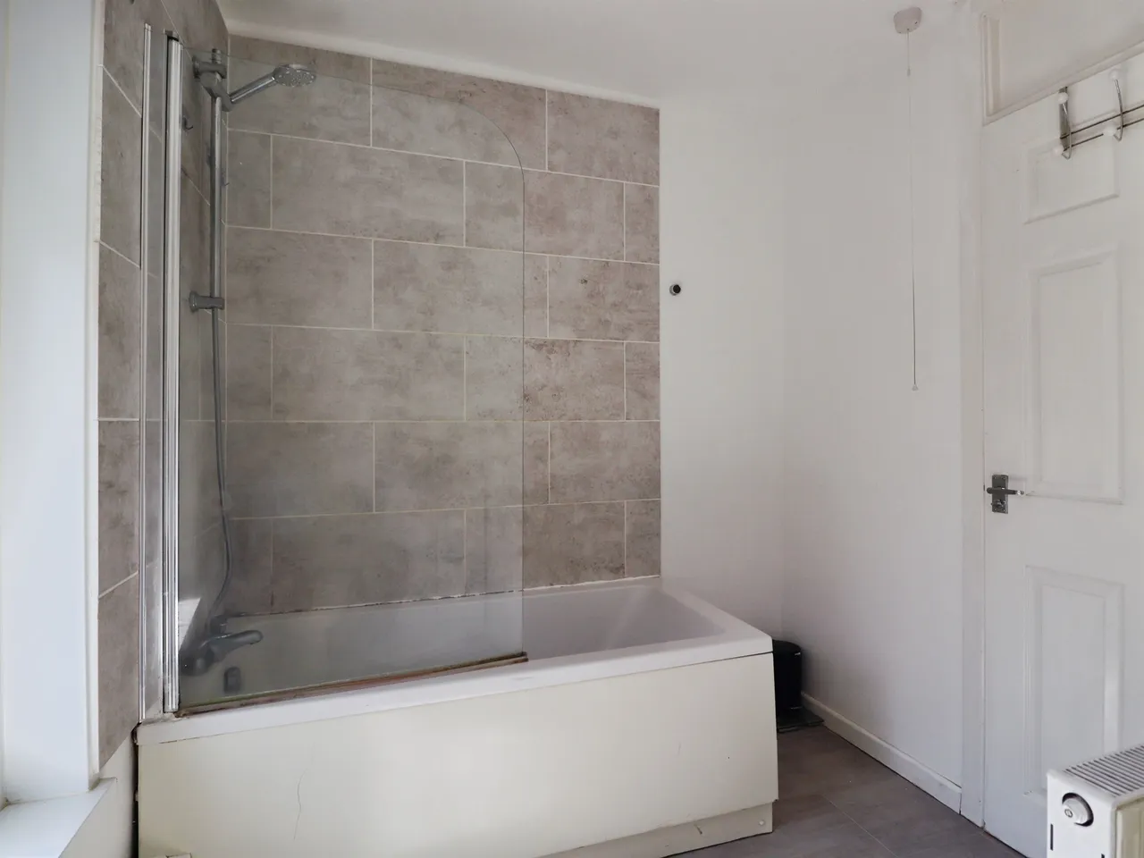 Cawley Place, Barry, photo 12