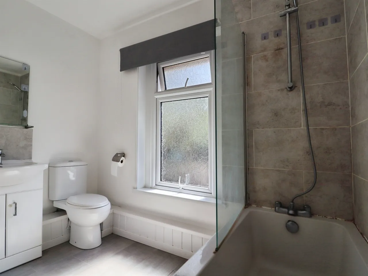 Cawley Place, Barry, photo 11