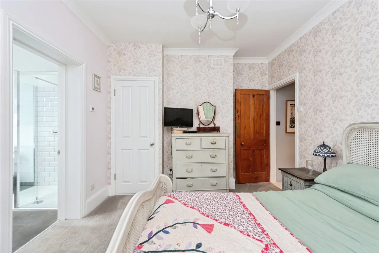 Bonner Hill Road, Kingston Upon Thames, KT1, photo 14