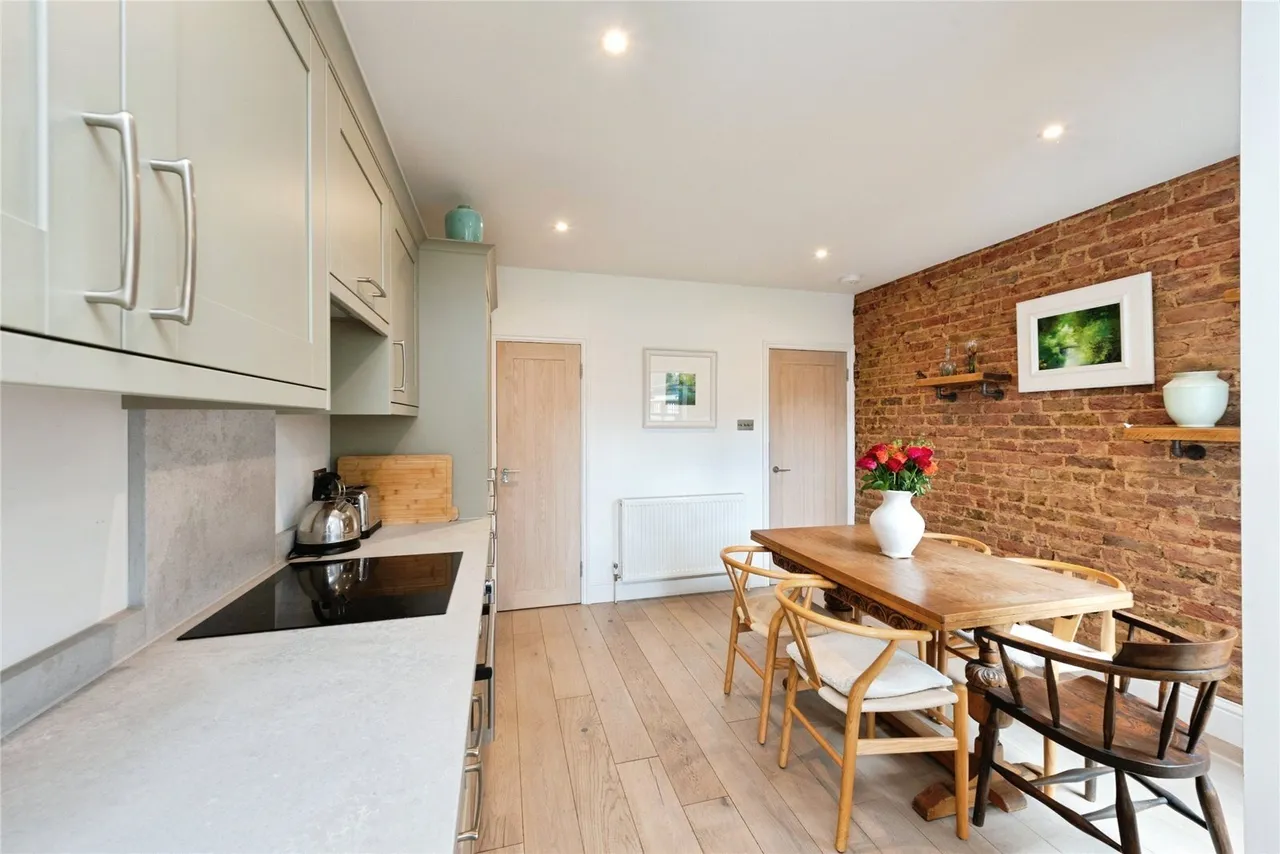 Bonner Hill Road, Kingston Upon Thames, KT1, photo 5