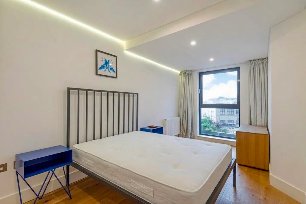 Commercial Road, Danestone Court, E1, photo 6