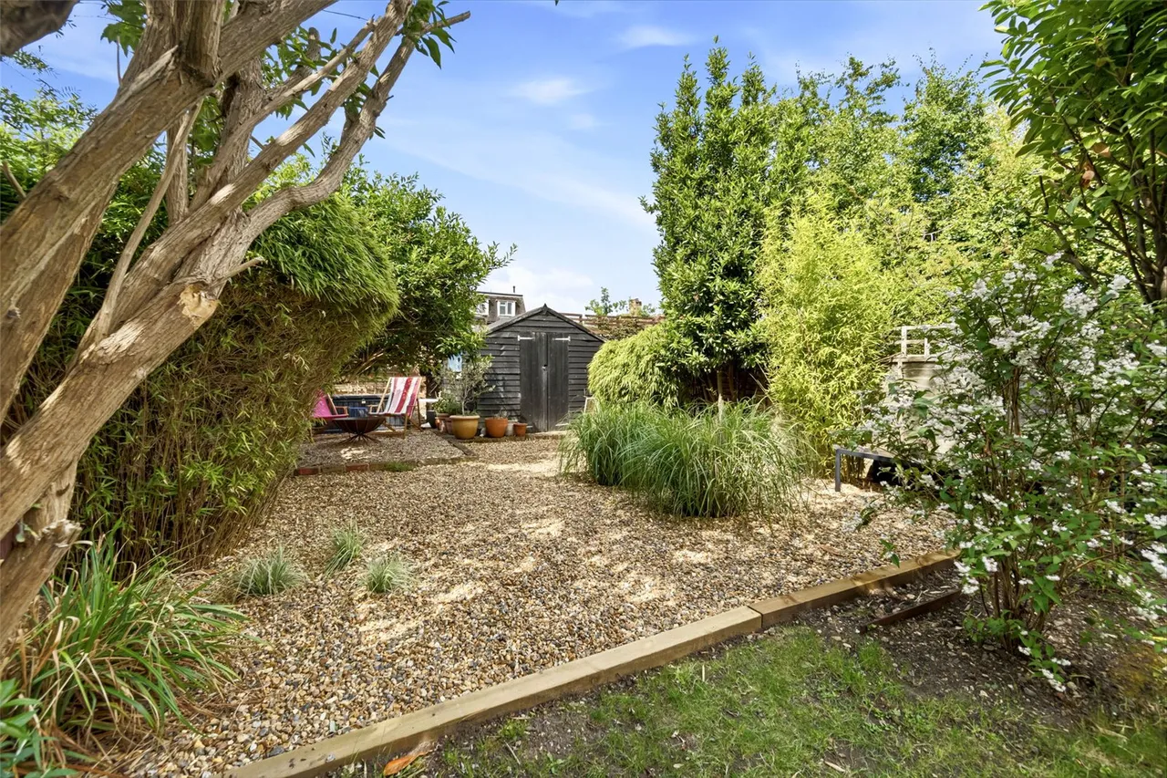Oak Avenue, Hampton, TW12 3NR, photo 16