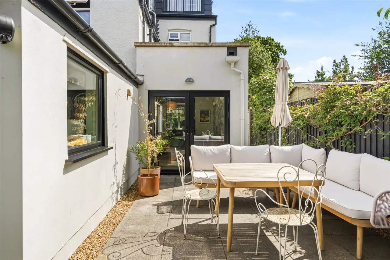 Oak Avenue, Hampton, TW12 3NR, photo 15