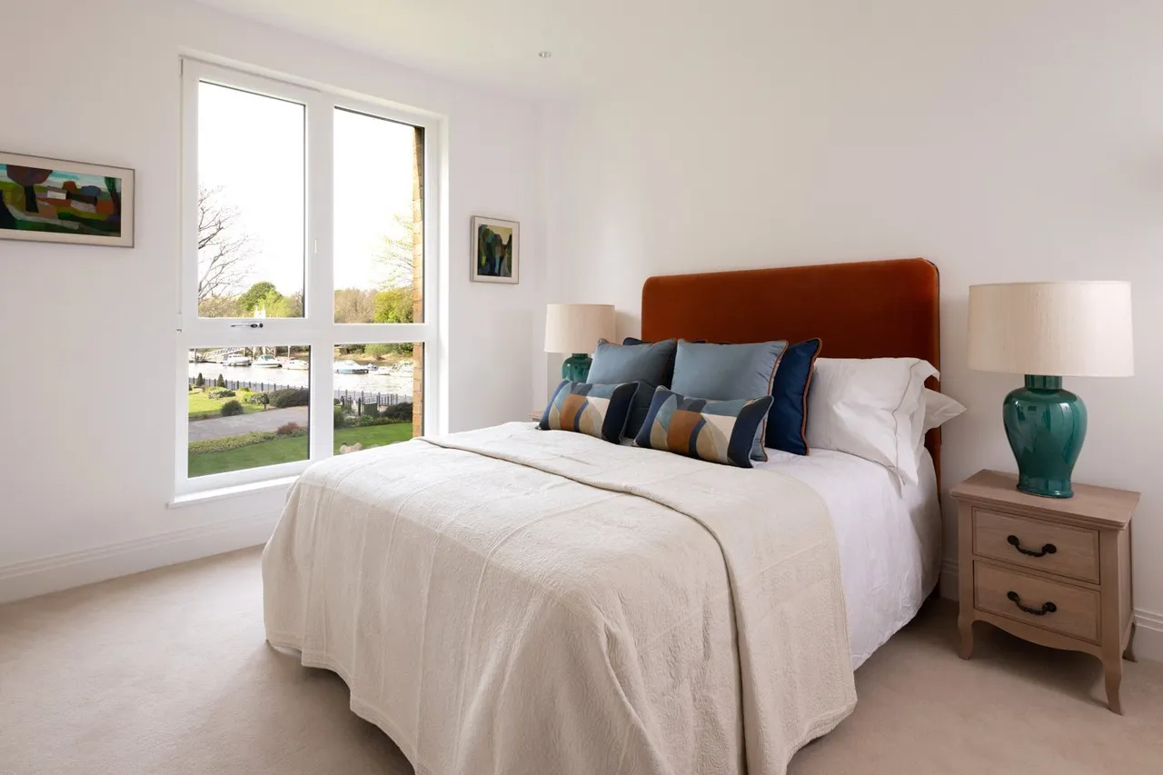 Teddington Riverside, Broom Road, Teddington, London, TW11, photo 8