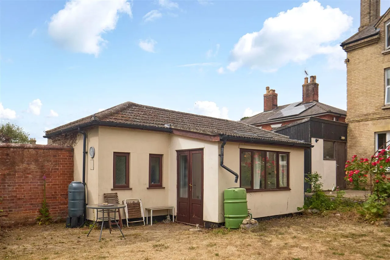Victoria Road, Diss, IP22, photo 17