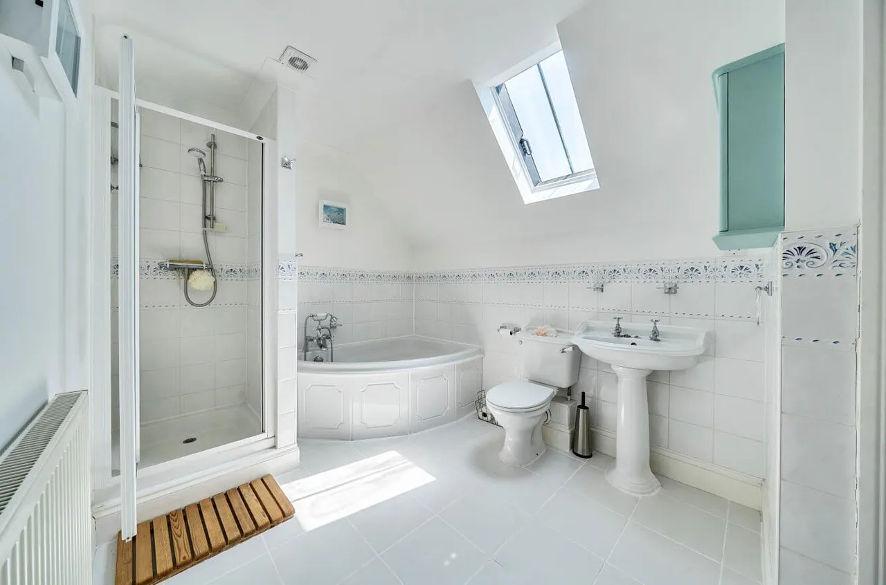 Corston, Corston Malmesbury, SN16, photo 14