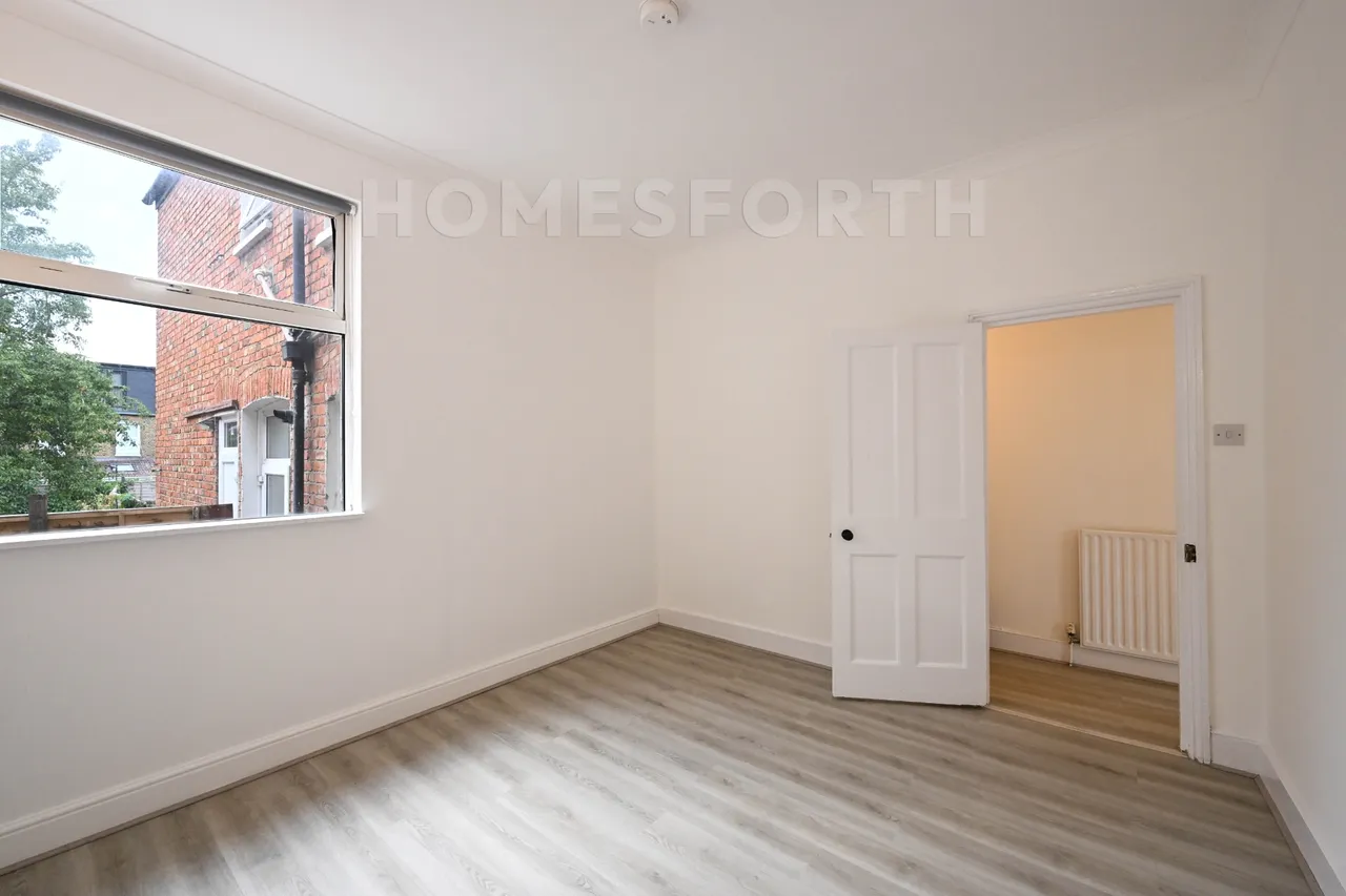 Greenford Avenue, Greenford, W7, photo 7