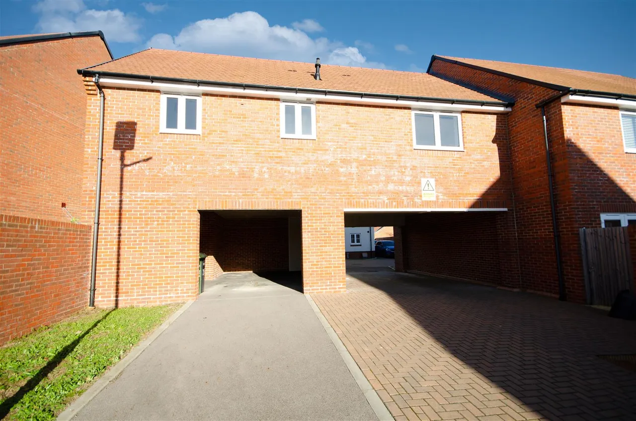 Harper Road, Botley, Southampton, SO32 2SW, photo 11
