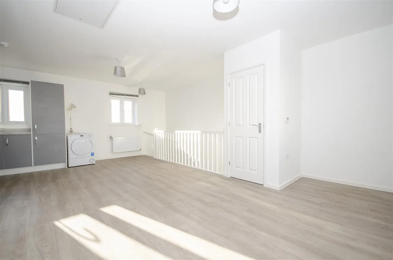 Harper Road, Botley, Southampton, SO32 2SW, photo 3