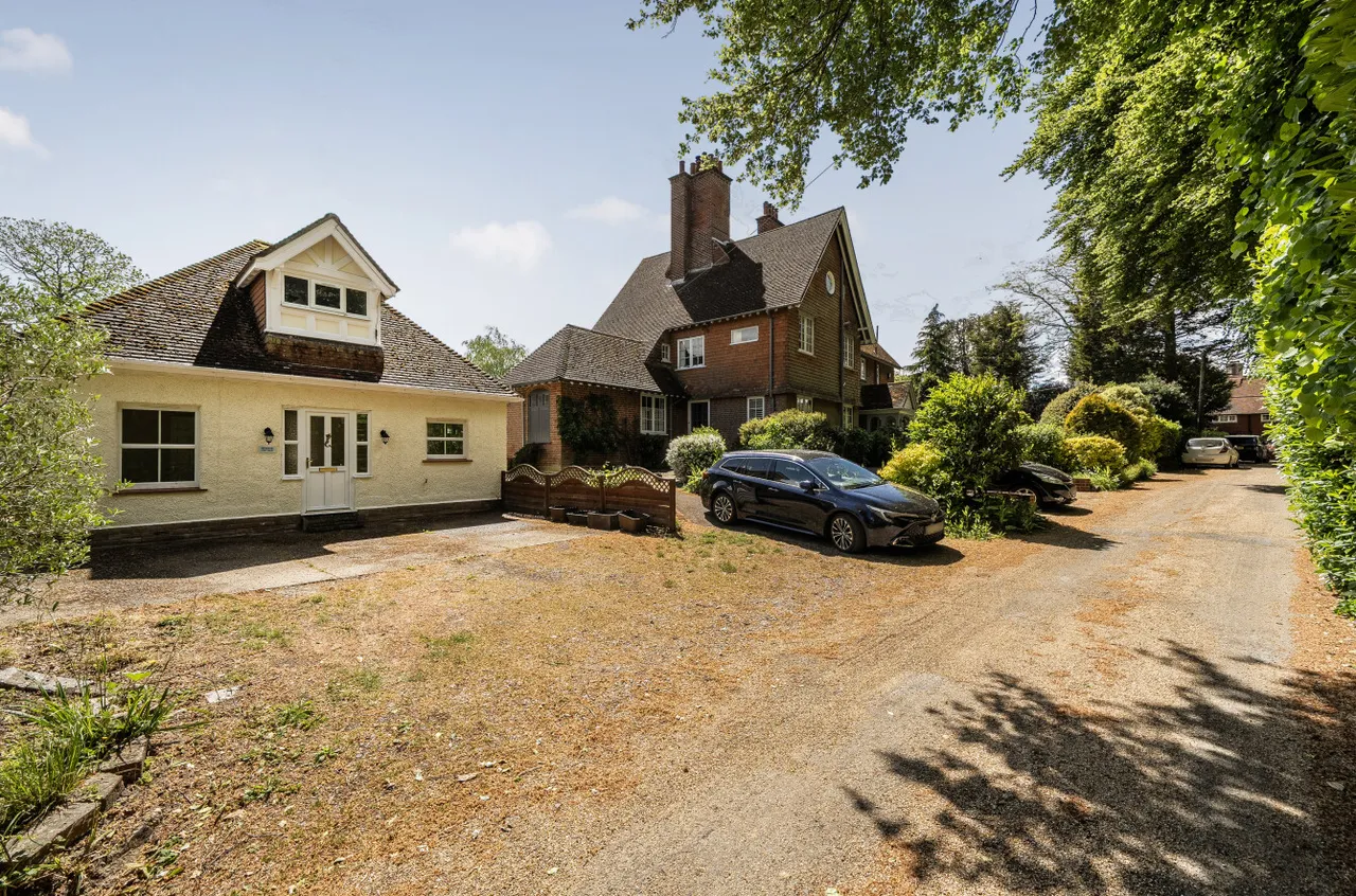 Old Lane, Mayfield, TN20, photo 18