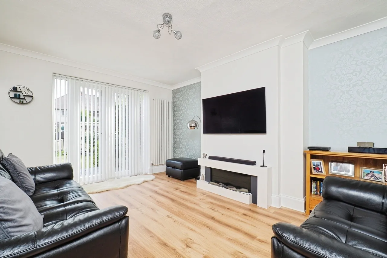Ash Tree Square, Bramcote, NG9, photo 3