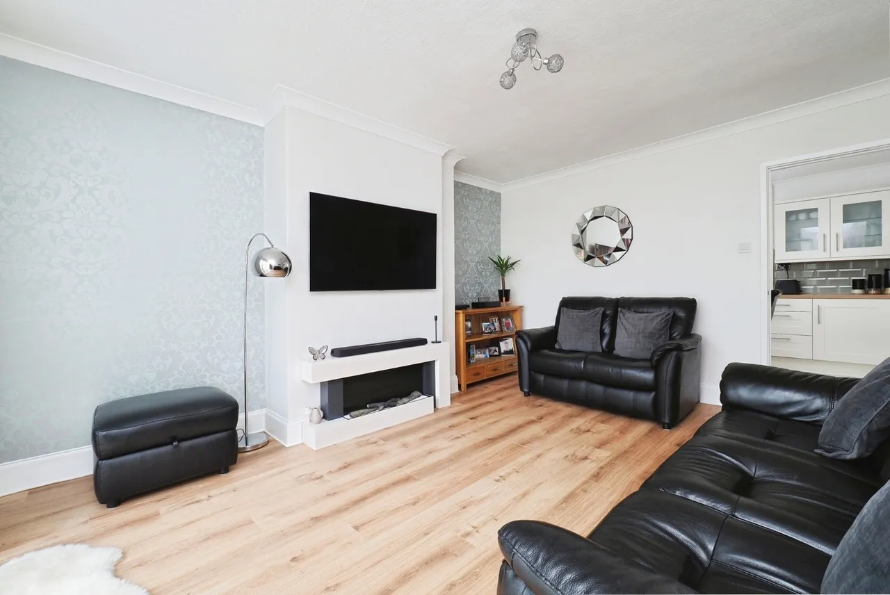 Ash Tree Square, Bramcote, NG9, photo 7